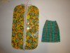 Accesorii Barbie,Husa protectie haine papusi+Rochita noua