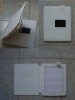 Husa ALBA eleganta pentru iPad, cu suport (stand) diferite trepte de inclinare, OUTLET IASI !!!