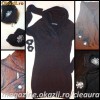 ROCHIE FASHION TRICOTAJ NEGRU / BEJ firma BLUE SEA, MANECA LUNGA, GULER INALT PETRECUT, 2 TRANDAFIRI DETASABILI