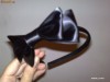 CORDELUTA CORONITA BENTITA DIN SATIN NEGRU, CU O FUNDA MARE PE-O PARTE CORDELUTA CORONITA BENTITA DIN SATIN NEGRU, CU O FUNDA MARE PE-O PARTE
