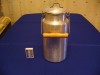Vechi bidon cu capac din aluminiu pentru pastrat miere,smantana,alimente.