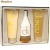Calvin Klein-Calvin Klein In2u Her SET 150ml parfum EDT + 200ml crema hidratanta + 200ml gel dus