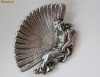 SCRUMIERA DIN METAL ALB - FATA CU EVANTAI
