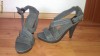 Vand sandale dama, marimea 37 ,culoare gri, model foarte frumos gen zara super okazie!!