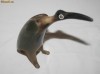 Pasare sculptata in corn de animal