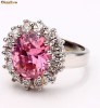 Superb inel placat cu aur alb 18 k cu cristale Swarovski piatra roz - Kate Middleton style