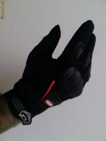SUPER MANUSI MOTO / ATV - PROTECTII CARBON - NOI !!!