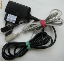 Incarcator telefon mobil si hands free Sagem foto