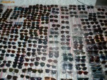 LOT DE PESTE 20.000 PERECHI OCHELARI DE SOARE SI RAME DE OCHELARI foto