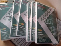Kaspersky Antivirus 2011 - 3 useri dvd sigilat (upgrade free  2012)