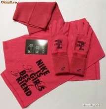 SET NIKE FULAR +MANUSI PT COPII  O R I G I N A L !!! foto