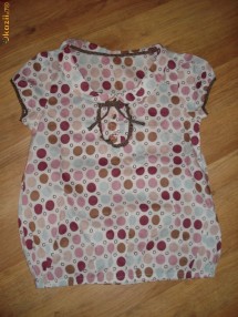 Tricou/ Bluzita cu buline colorate - S/Xs