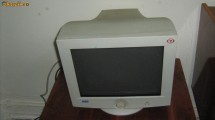 monitor crt AOC