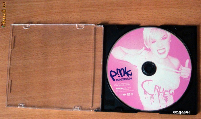 Pink - Missundaztood foto mare