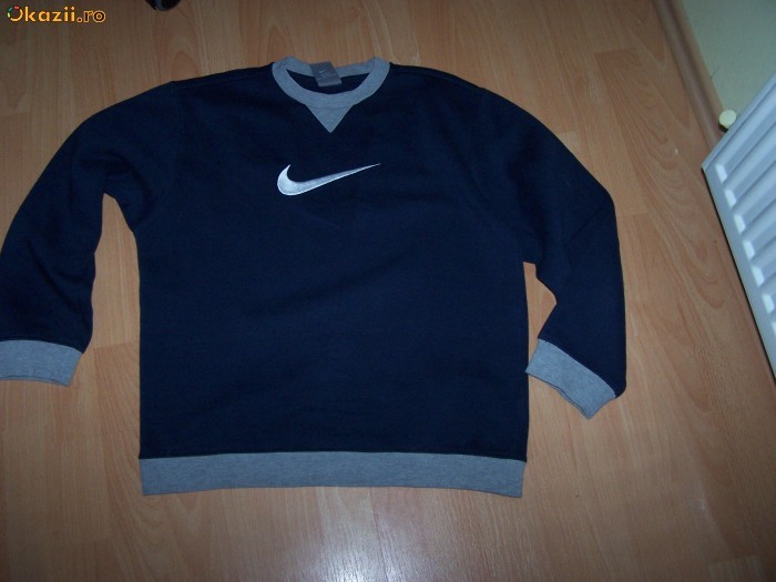 IMPECABILA! Bluza NIKE 164-176 (US 18-20) foto mare