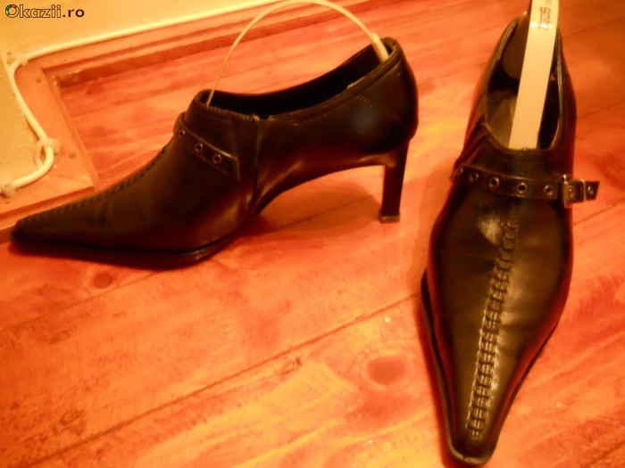 Pantofi - PIERRE CARDIN originali foto mare