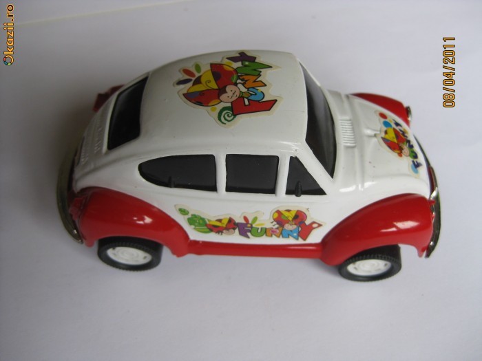 BROSCUTA(VW) DE COLECTIE DIN PLASTIC foto mare