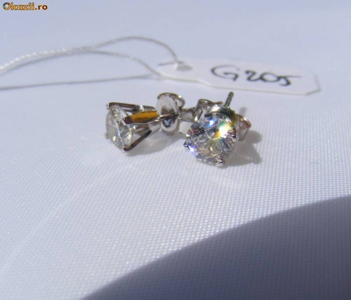 Cercei STUD cu 2 BRILIANTE de 5 mm (2*0.51 carate) clare si stralucitoare foto mare