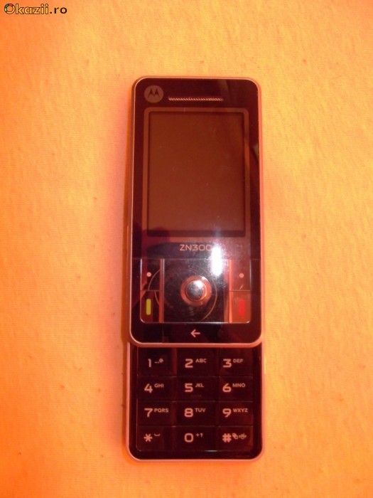 Telefon mobil motorola zn300 foto mare