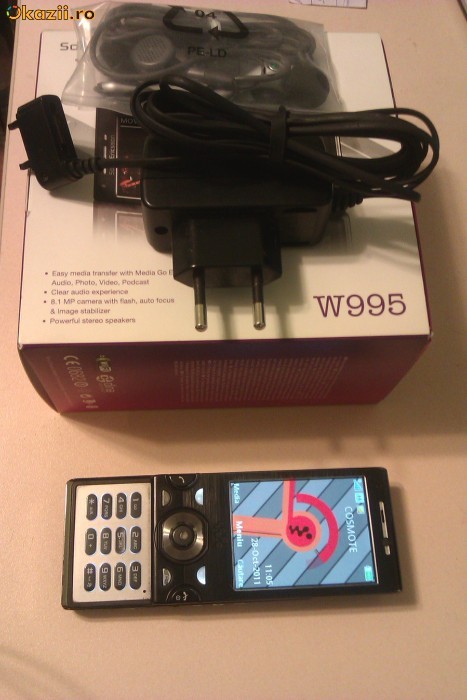 SONY ERICSSON W 995  - LA CUTIE foto mare