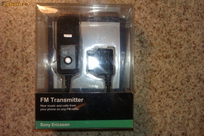 SONY ERICSSON FM TRANSMITTER PT. ORICE MODEL CU MUFA NORMALA. foto mare