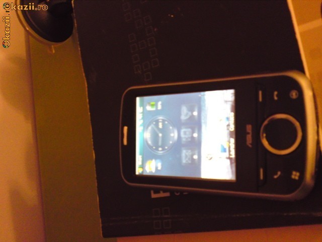 ASUS P320 foto mare
