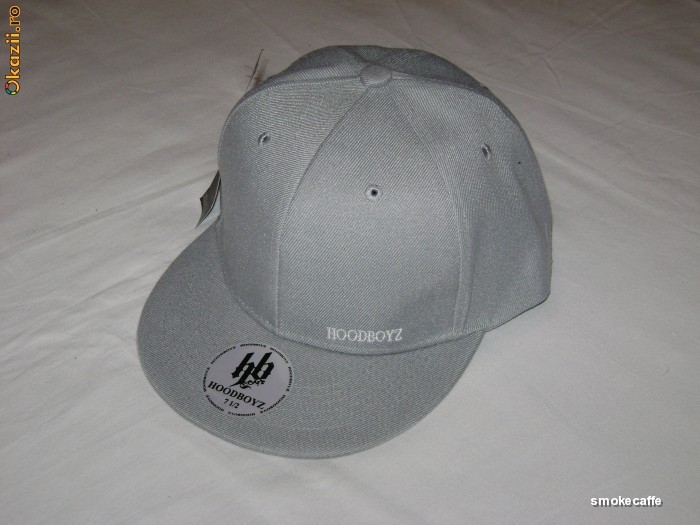 Sapca gri HoodBoyz 7 1/2 gen New Era Hip Hop foto mare