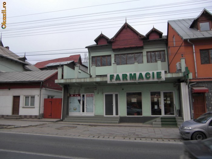 Comarnic - spatiu comercial ultracentral de inchiriat foto mare
