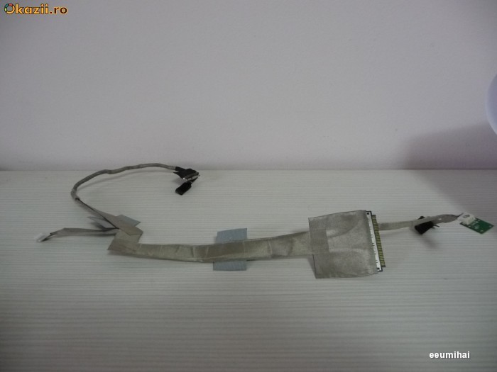 CABLU LVDS CONECTOR/BANDA DISPLAY LAPTOP MYRIA FOTO REALE foto mare