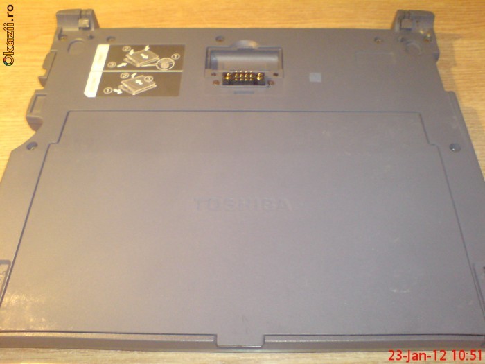 Toshiba Hi-Capacity Battery Dock pentru Portege 3440ct 3480ct 3490ct foto mare