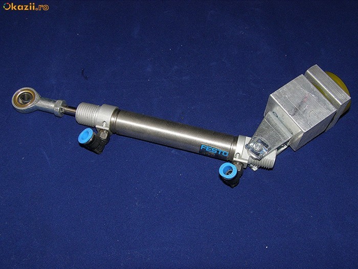 Cilindru pneumatic Festo DSNU-16-50-PPV foto mare