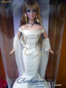 Colectia Birthstone: June Pearl Barbie 2003 foto Colectia Birthstone: June Pearl Barbie 2003 foto