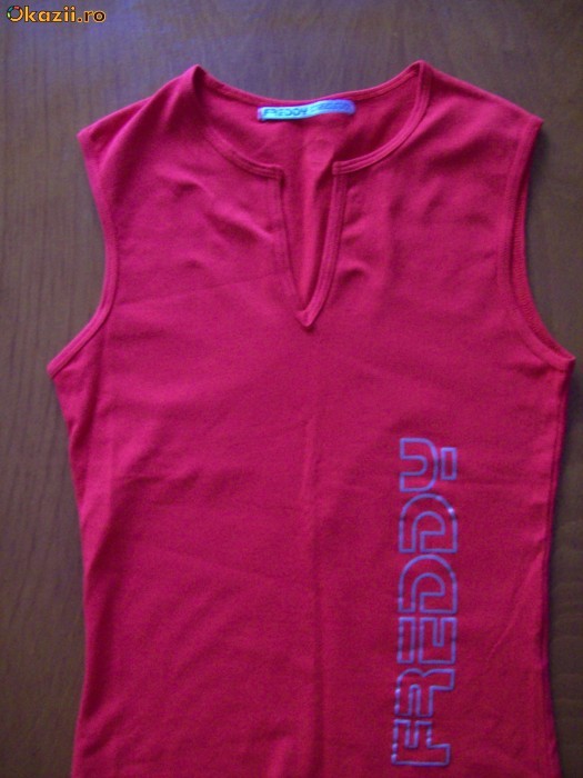 Tricou sport foto mare