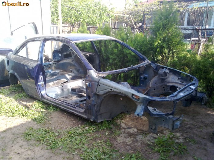 dezmebrez opel astra g benzina 1,6 an 2000 3 usi hatchback foto mare
