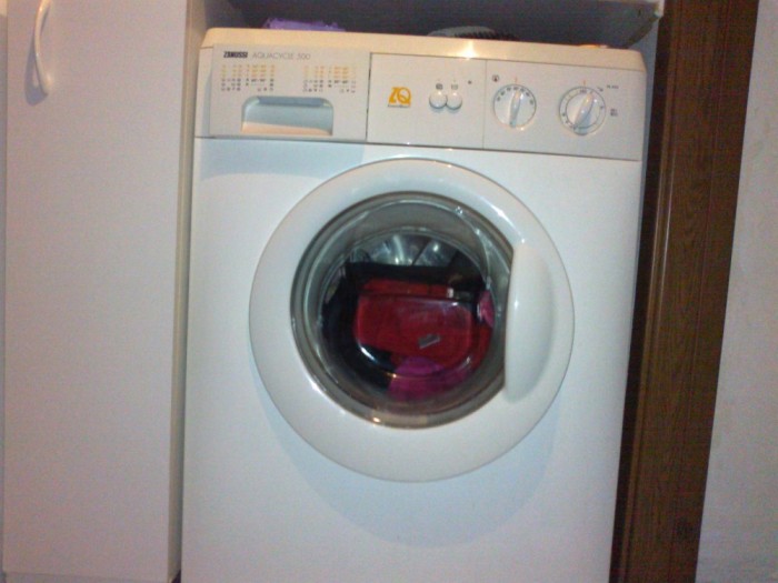 Indesit Aquacycle 800, �������� ������, ���������� Indesit Aquacycle 800, �������� ������, ����������