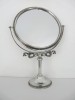 SUPERBA OGLINDA BATANTA CU PICIOR CIRCULAR - METAL ARGINTAT CU ORNAMENTE STIL RENASTEREA SPANIOLA