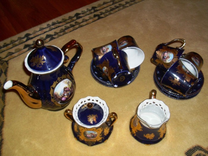 Serviciu ceai-cafea din portelan si cobalt aurit IMPERIAL foto mare Serviciu ceai-cafea din portelan si cobalt aurit IMPERIAL foto mare