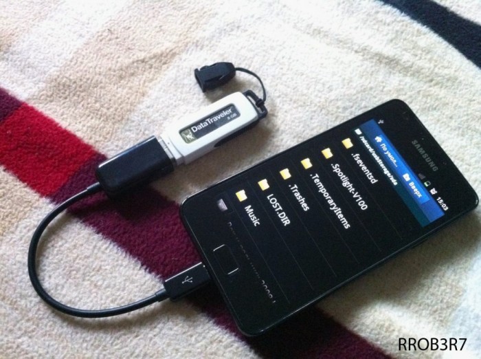 Cablu Micro-USB OTG - USB Samsung Galaxy S2 S3 SIII i9100 i9300 Note i9220 N7000 foto mare Cablu Micro-USB OTG - USB Samsung Galaxy S2 S3 SIII i9100 i9300 Note i9220 N7000 foto mare